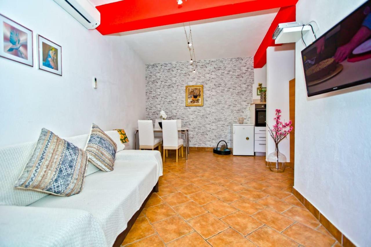 Apartments Bubalo フヴァル エクステリア 写真