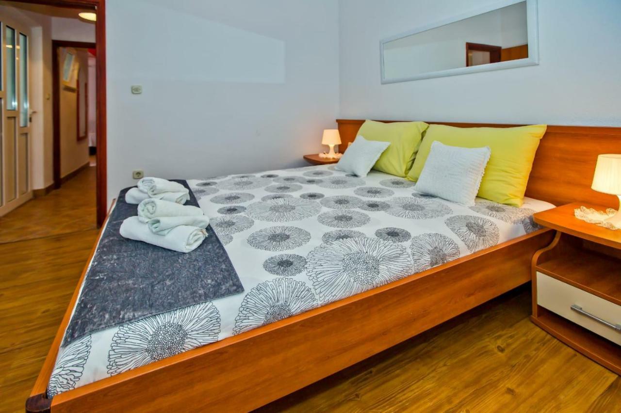 Apartments Bubalo フヴァル エクステリア 写真