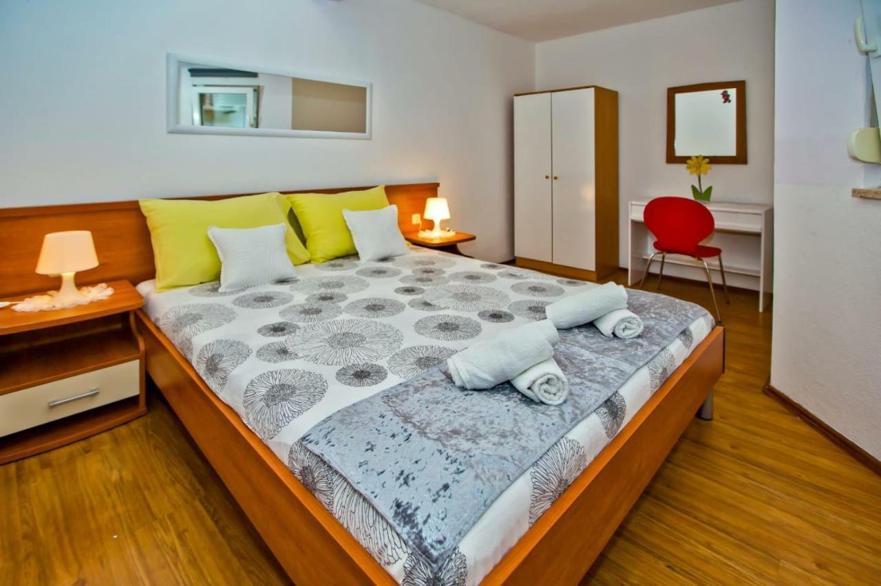 Apartments Bubalo フヴァル エクステリア 写真