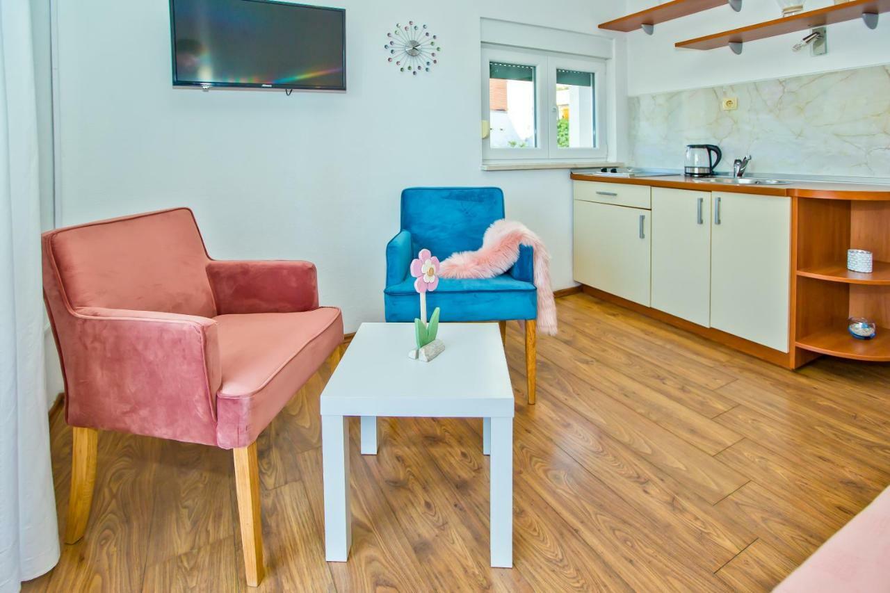 Apartments Bubalo フヴァル エクステリア 写真